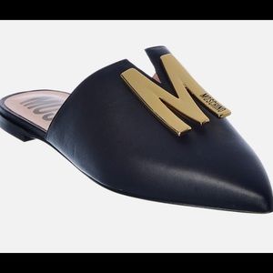 💕Auth💕 NWT Moschino Logo Black Leather Mule Size 40 (10)